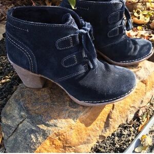 Clarks Women's Dark Blue Lace Up Boots